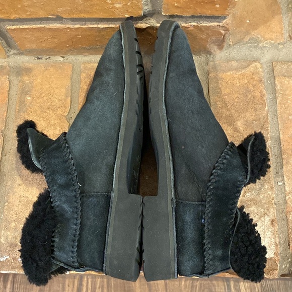 UGG McKay Boot - Size 6 - Picture 6 of 13